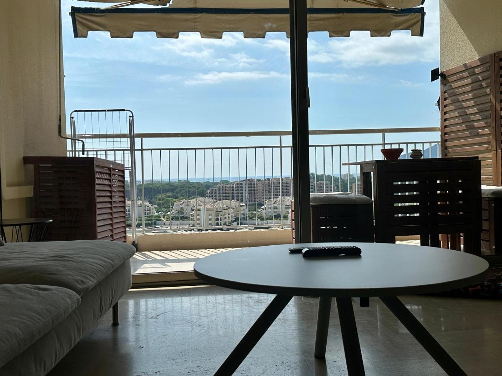 Appartement T3 De Standing Vue Mer Et Marina 망들리유 라 나플 외부 사진