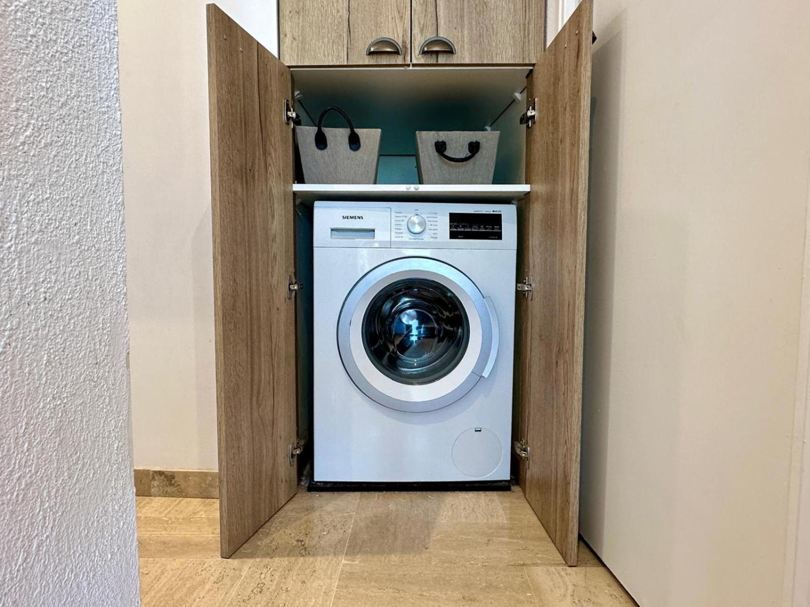 Appartement T3 De Standing Vue Mer Et Marina 망들리유 라 나플 외부 사진