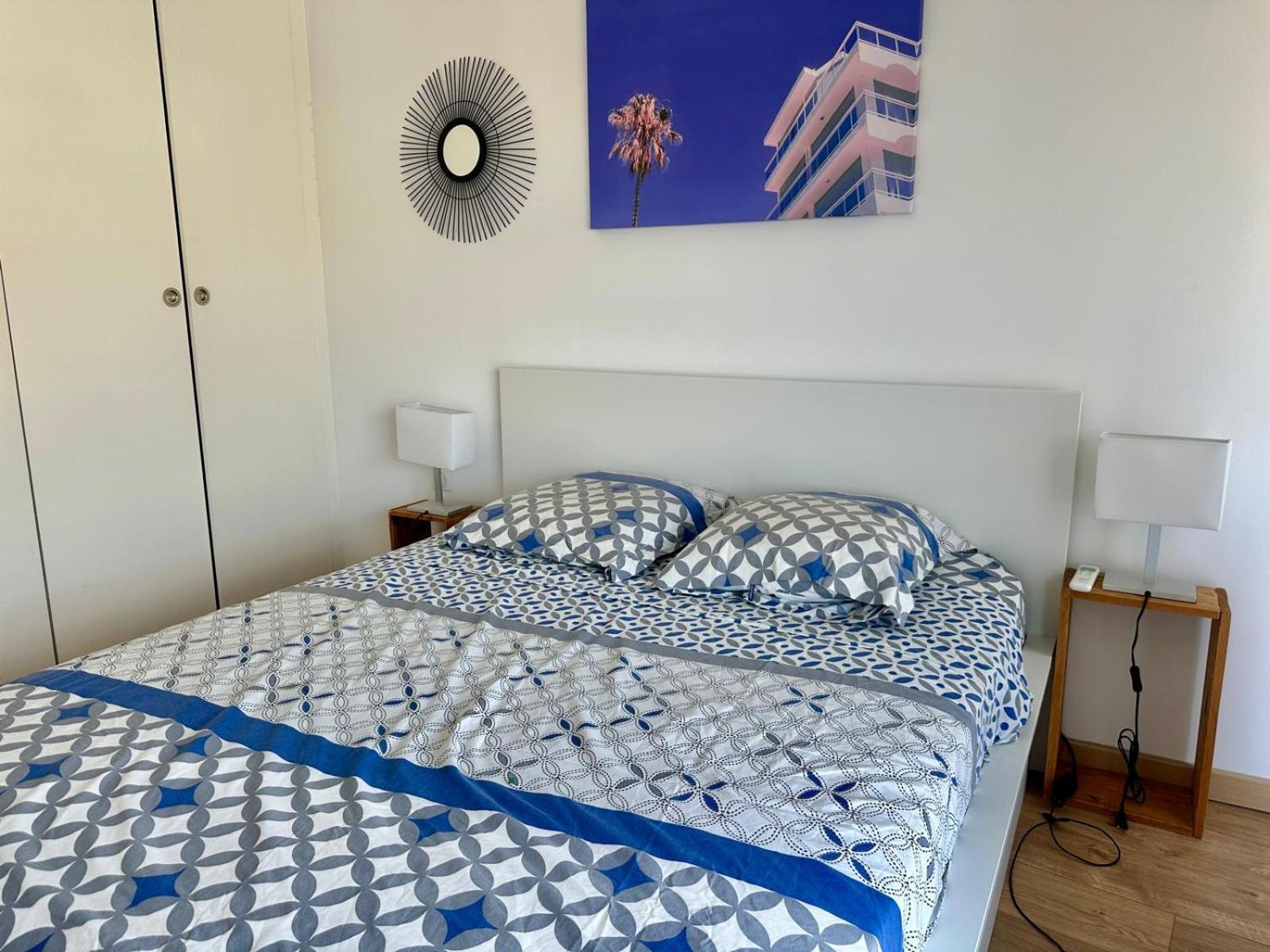 Appartement T3 De Standing Vue Mer Et Marina 망들리유 라 나플 외부 사진